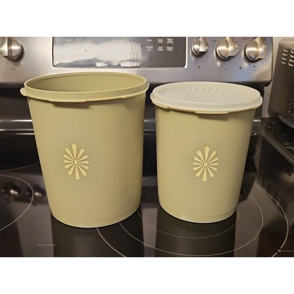 Set Of 2 Vintage Tupperware Olive Canisters #807 & #809 W/ 1 Sheer Lid #810